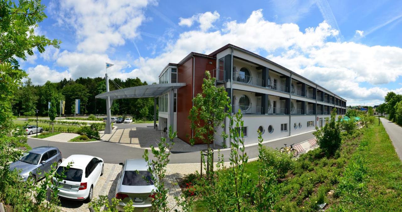 Aribo Hotel Erbendorf Exterior foto